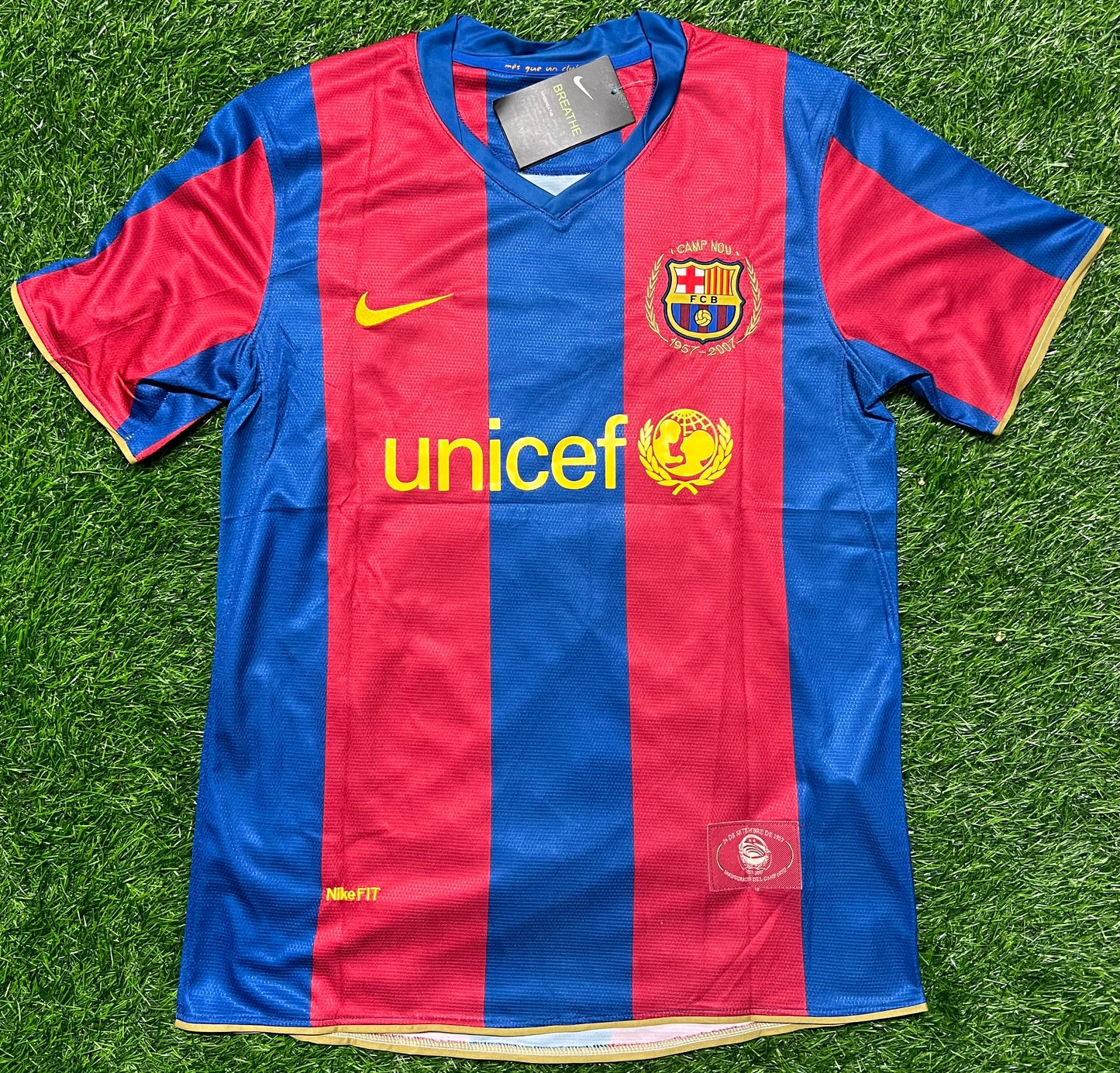 RONALDINHO #10 FC Barcelona 2007 Jersey ✦ Retro Jersey |